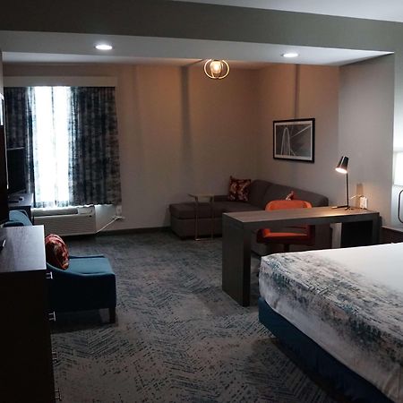 La Quinta Inn & Suites Dfw West-Glade-Parks Юлесс Экстерьер фото