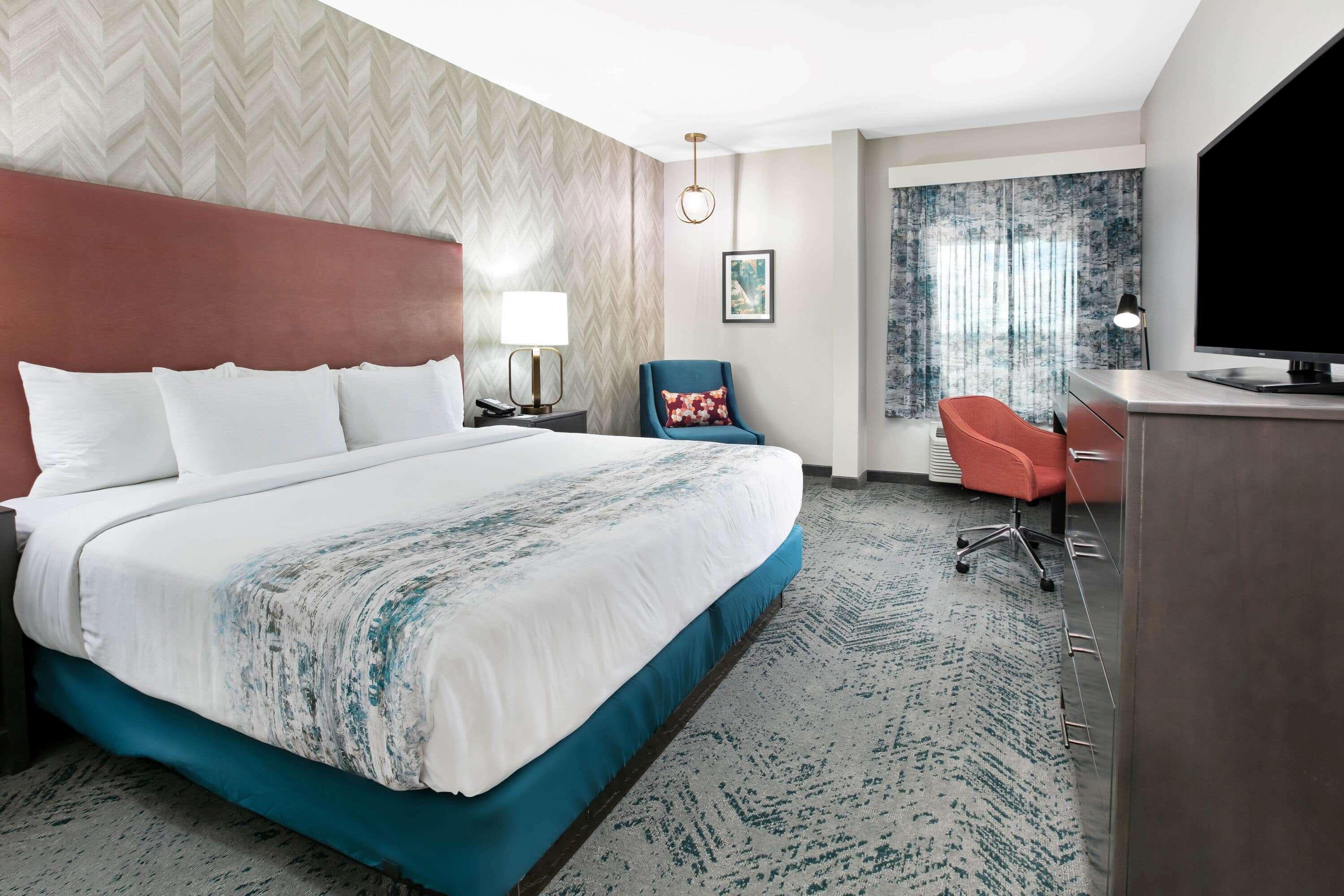 La Quinta Inn & Suites Dfw West-Glade-Parks Юлесс Экстерьер фото